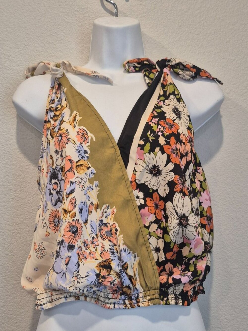 Free People Tied To You Tank Floral Flowy V-Neck Boho Fairy Whimsical Women's XS